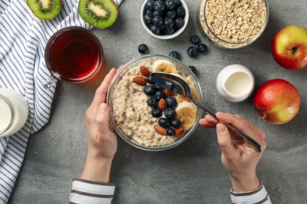 healthy oatmeal porridge