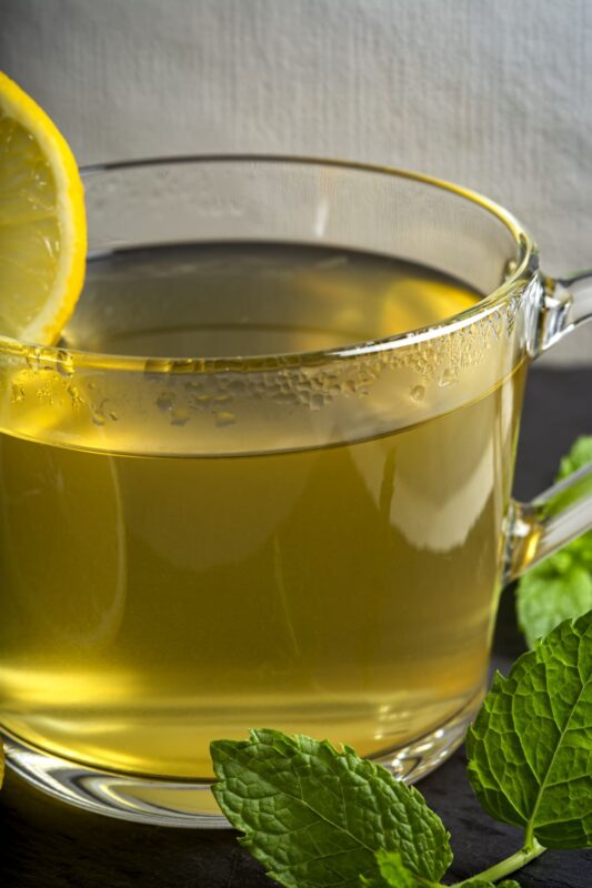 green tea with lemon